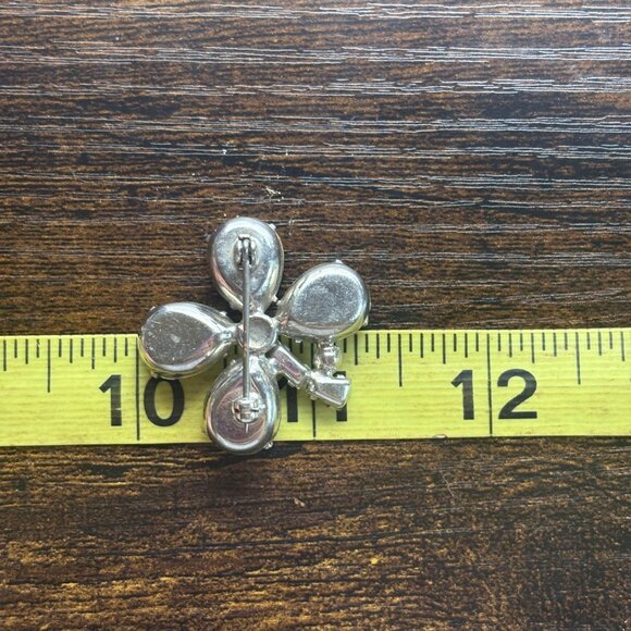 VTG Silver Tone White Crystal Four Leaf Clover Brooch Size 1.25" Length - Picture 7 of 10